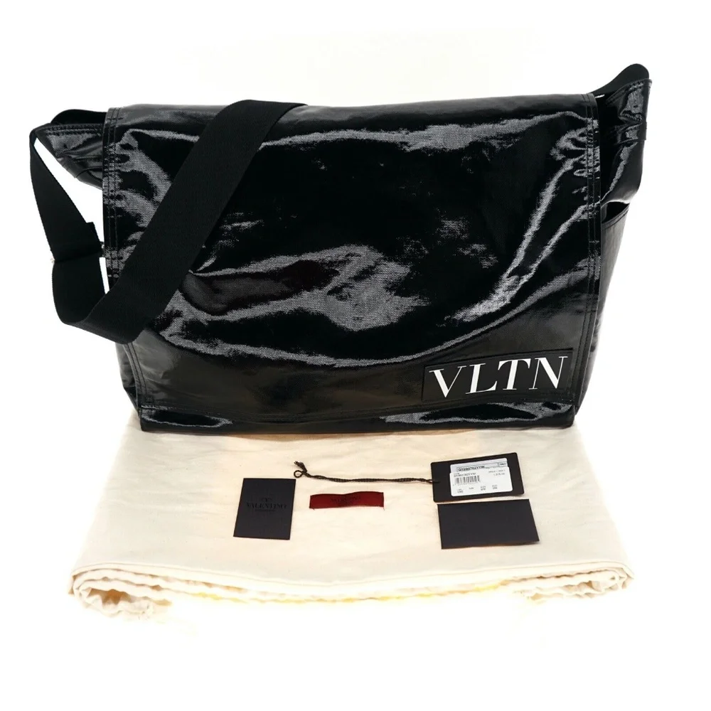 Valentino VLTN Shoulder Bag Messenger Large New